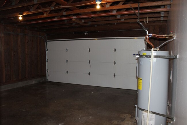 Photo - 4 bedroom 2 bath ranch house