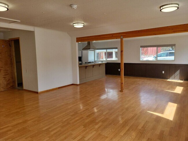 Photo - Commercial Lease Opportunity – Jacksonville, Oregon