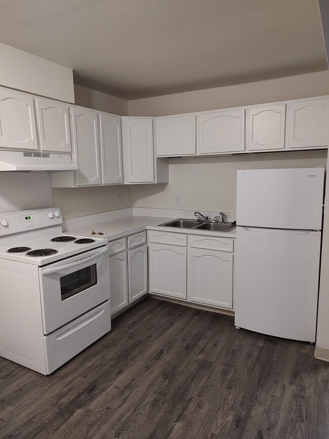 Photo - Parkview Manor Apartments