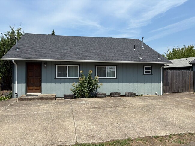 Photo - 1217 Goucher St