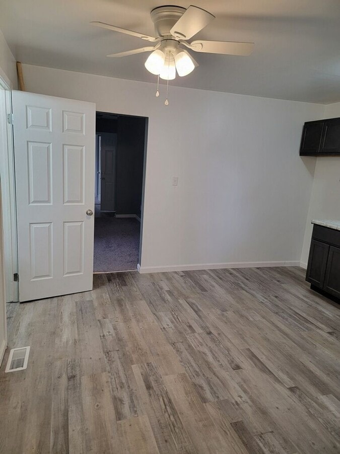 Photo - 101 N G St