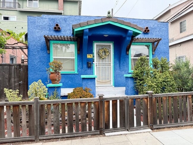 Stylish Bungalow in Hillcrest - Stylish Bungalow in Hillcrest House