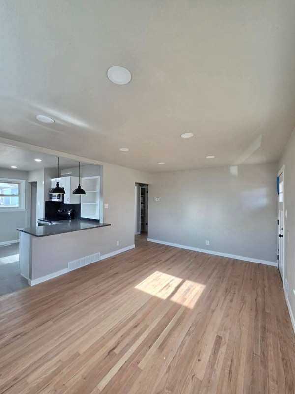 Photo - 7831 Shoshone St