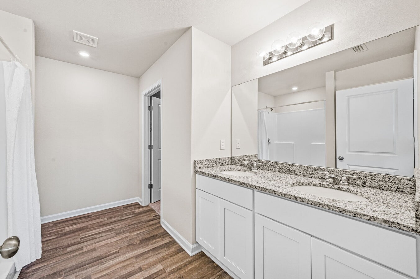 Photo - 1841 E Spring Way