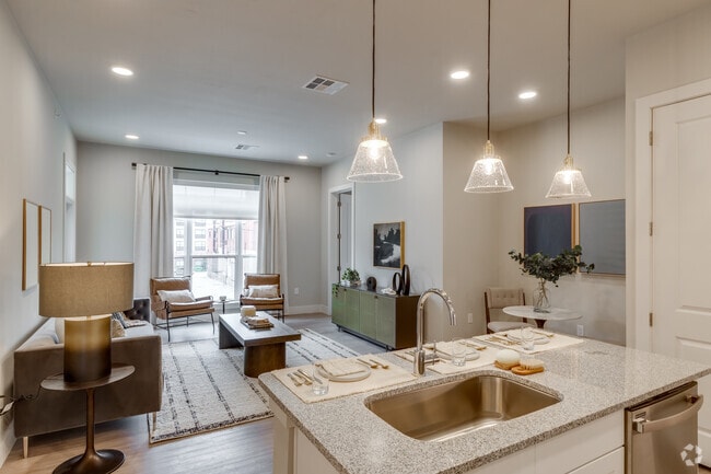 2BR, 2BA- 1104SF