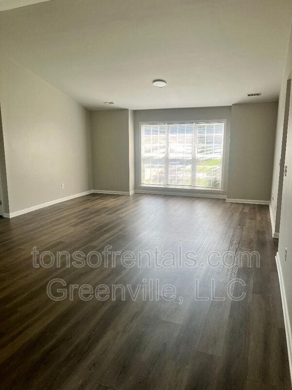Photo - 7 Stonington Way