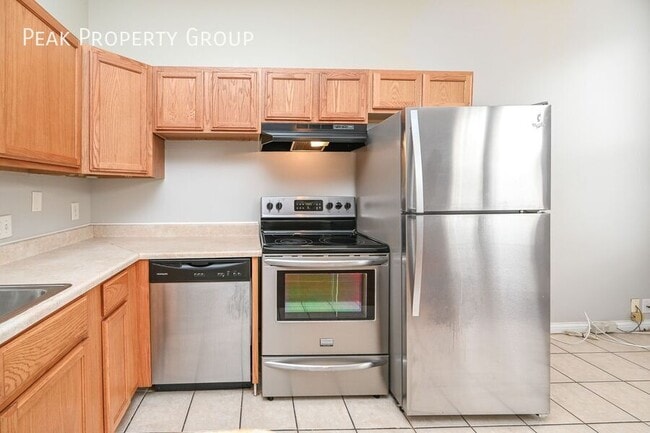 Photo - 2667 Bellevue Ave Unidad 2