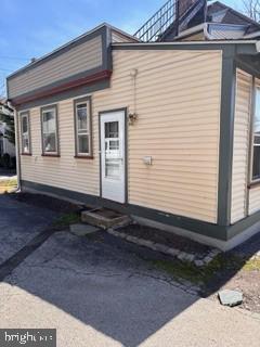 Photo - 457 W Lancaster Ave Unit B