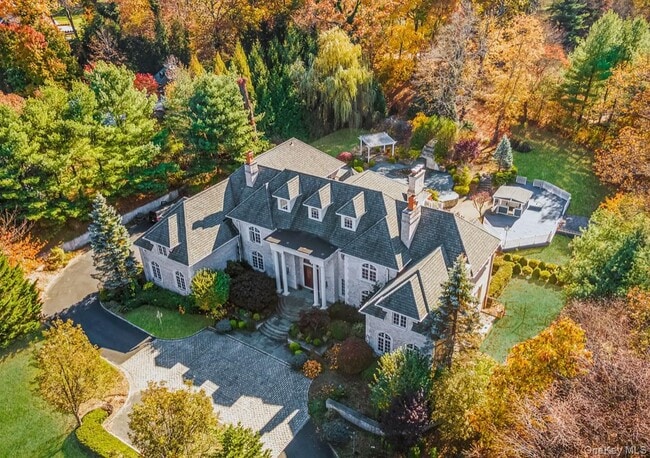 30 Arden Ln