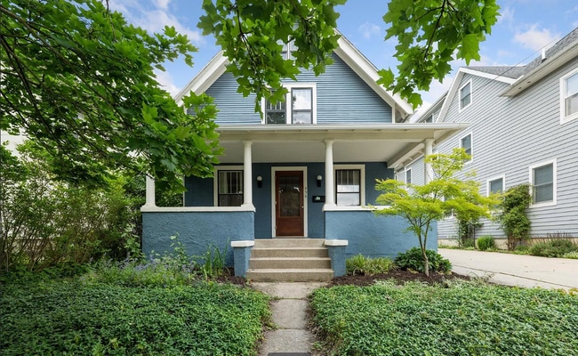 Building Photo - 450 S 1st St Rental
