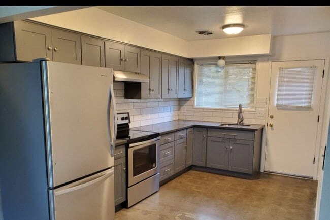 Photo - 3403 SE Madison St Unit #3403
