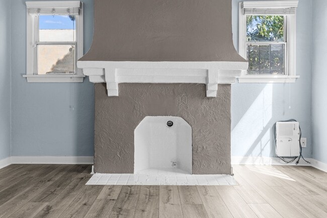 Photo - 1115 E Broadway Unidad 03