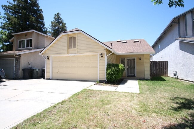 Photo - 3 Bedroom 3 bath home in Modesto