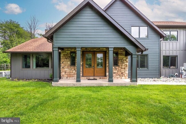 Photo - 125 Edison Furlong Rd