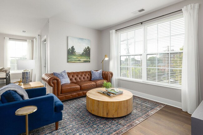 Building Photo - 65 S Washington Ave Rental