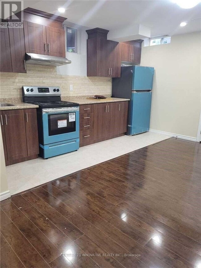 Photo - 14 Whitbread Crescent