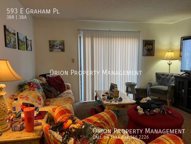 Building Photo - 593 E Graham Pl Rental
