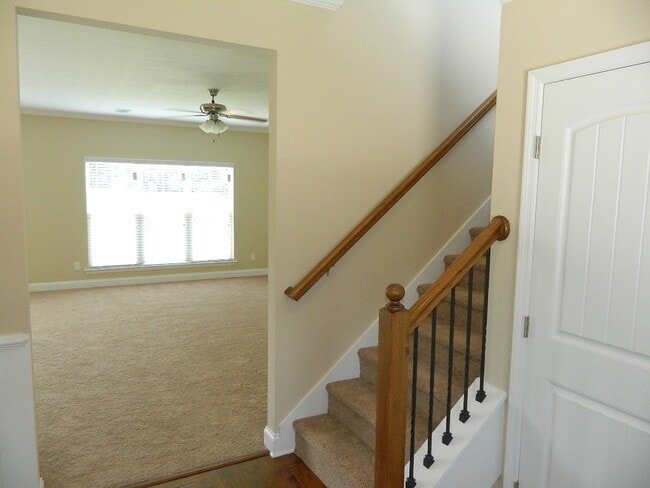 Photo - 5574 Connor Dr