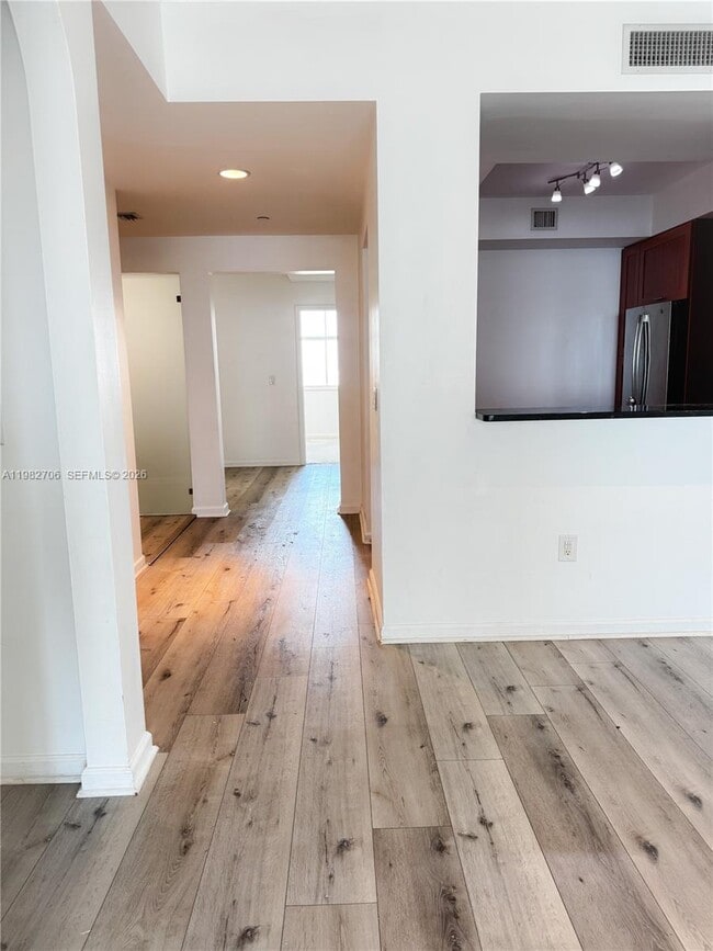 Photo - 3340 NE 190th St Unit 1507