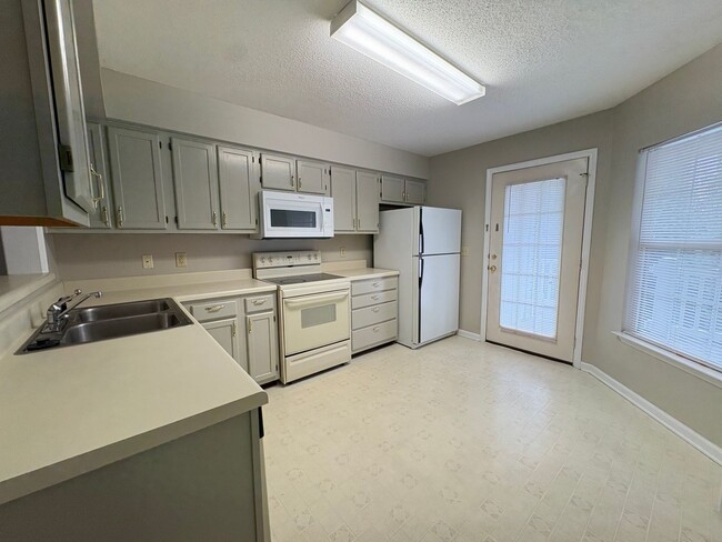 Photo - MOVE IN SPECIAL: 2 Bedroom, 2 Bathroom Condo in High Point! Unit 2D