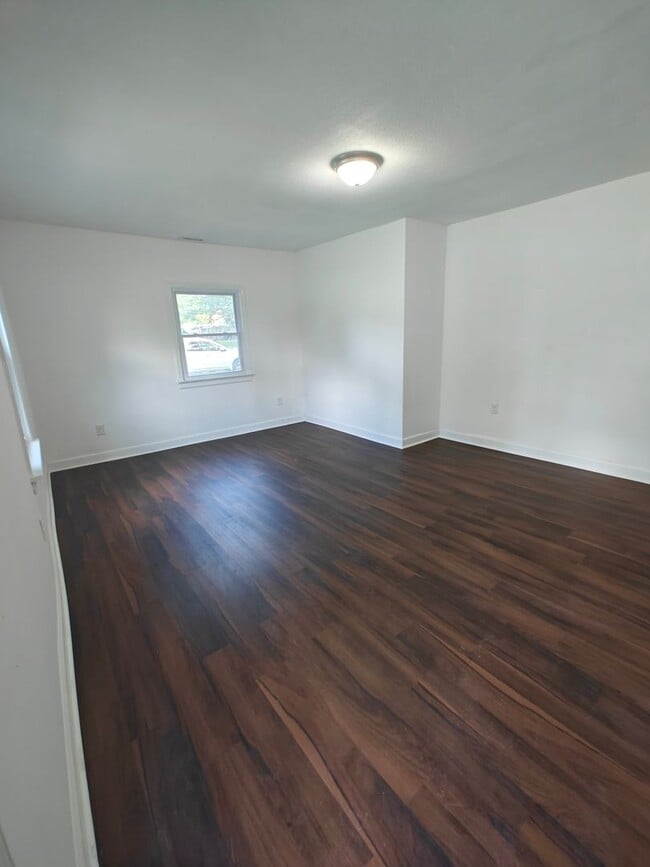 Photo - 3 Bedroom home on corner lot