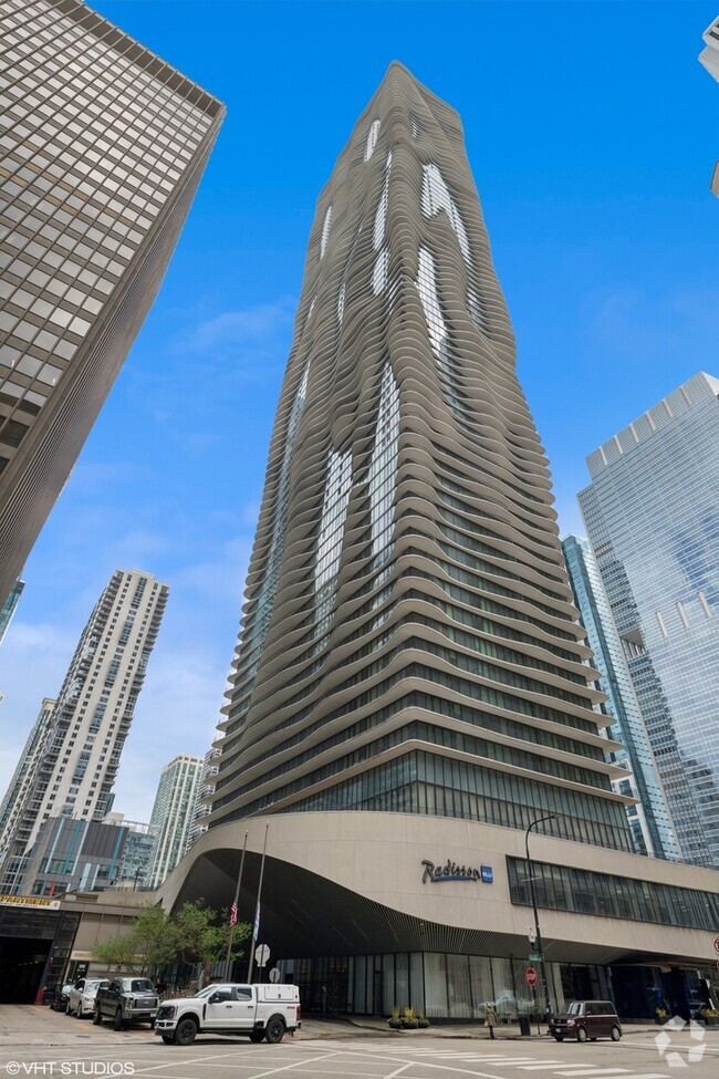 Building Photo - 225 N Columbus Dr Unit 6109 Rental