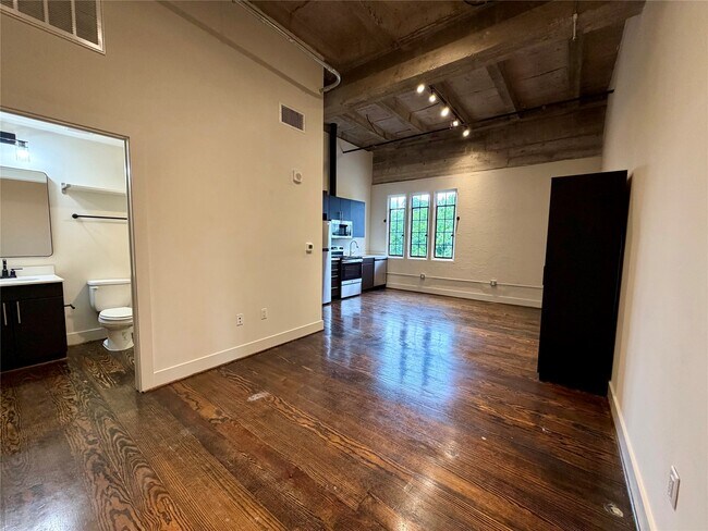 Photo - 4411 Dallas St Unit 15