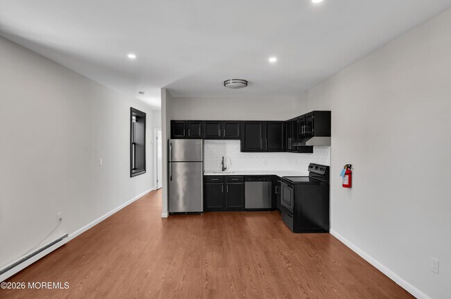 31 W Front St Unit 1