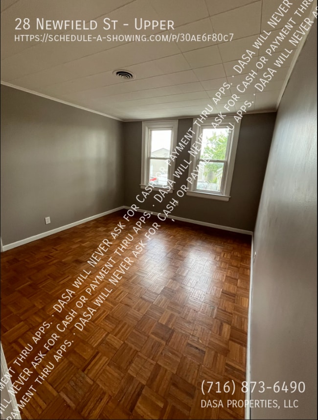 Photo - 28 Newfield St Unit Upper