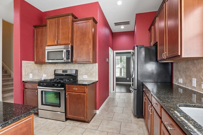 2454 Santa Barbara Loop