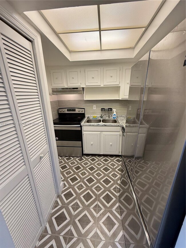 Photo - 1535 SE 15th St Unit 202