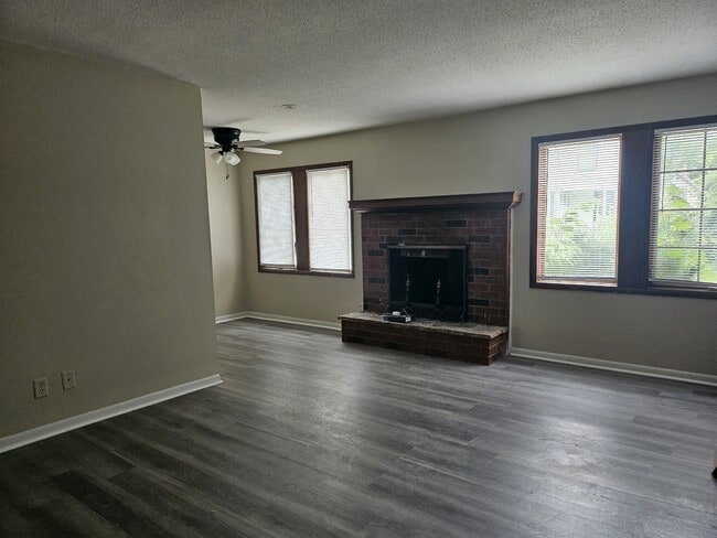 Photo - 1716 D Ave NE Apartment Unit C1