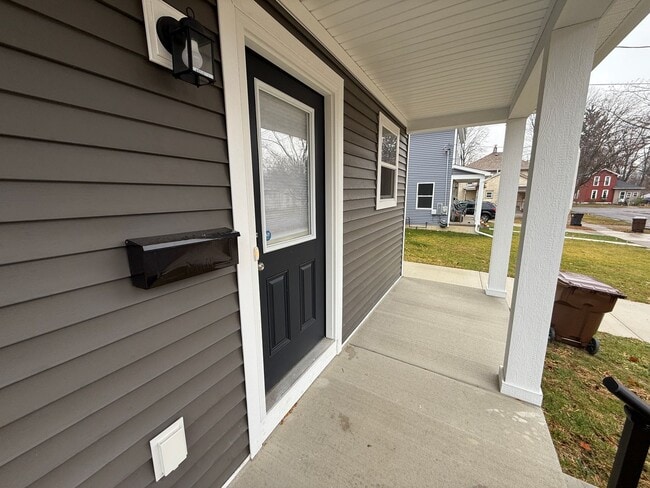 Photo - Modern 3-Bedroom Home with 1.5 Baths