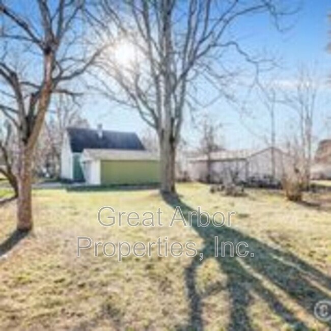 Photo - 1062 Rambling Rd