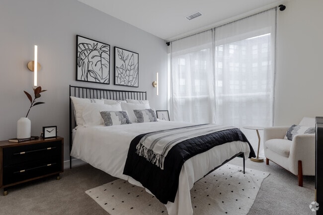 1BR, 1BA - 747SF - Bedroom
