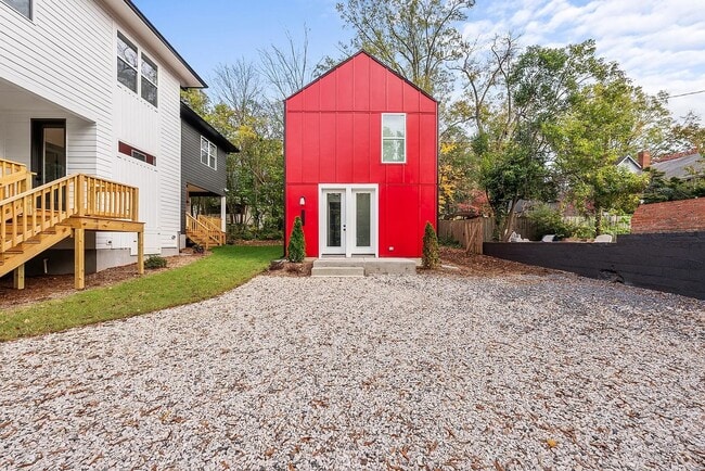 Photo - 2213 Garden Pl