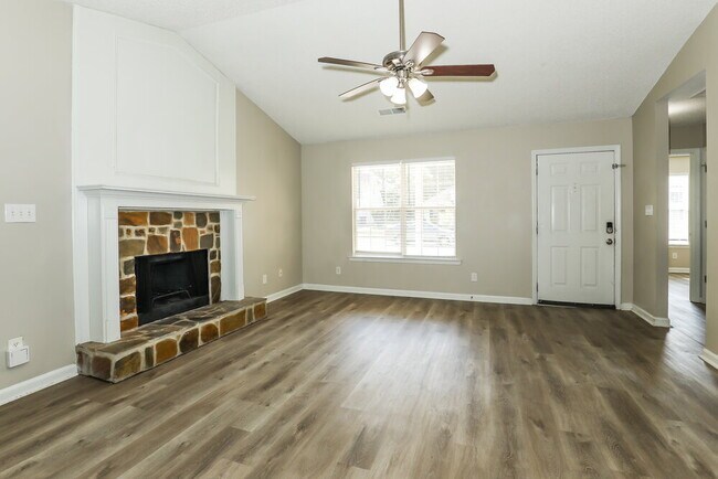Photo - 1299 N Hampton Dr