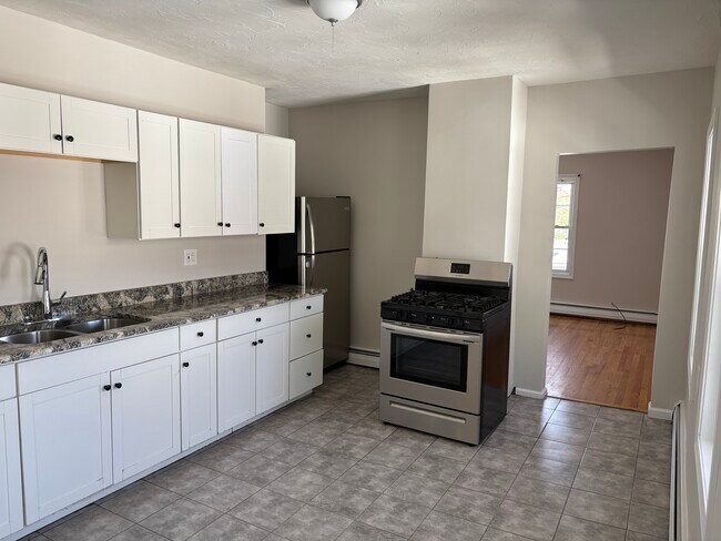 Photo - 14 Quigley Ave Apartments Unit 16