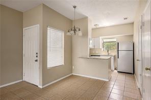 Photo - 2505 W Slaughter Ln Unidad B