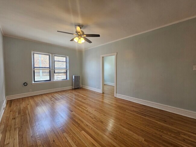 Photo - 3412 W Montrose Ave Unit 308