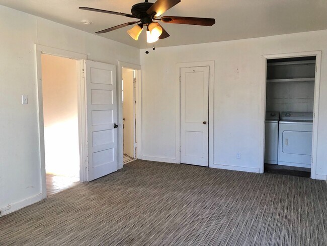 Photo - Pre-Leasing - 1 bed 1 bath Near Texas Tech!