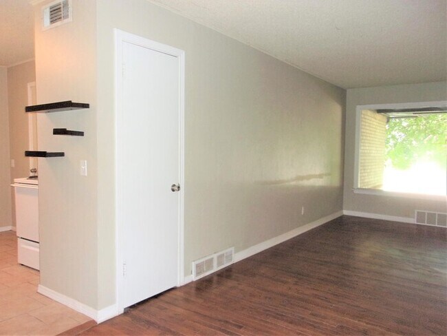 Photo - 3 BED 1 BATH IN CASADY HEIGHTS ADDITION OF THE VILLAGE