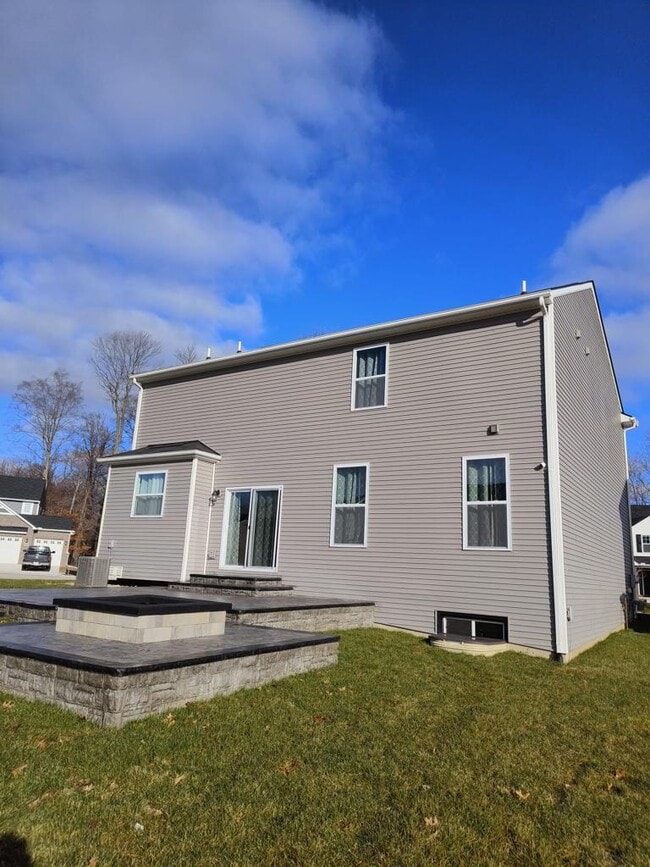 Photo - 51949 W End Dr