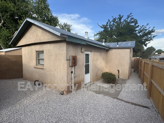 Building Photo - 8906 Guadalupe Trail NW Rental