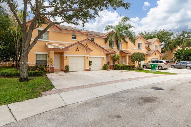 Photo - 2420 SW 87th Way