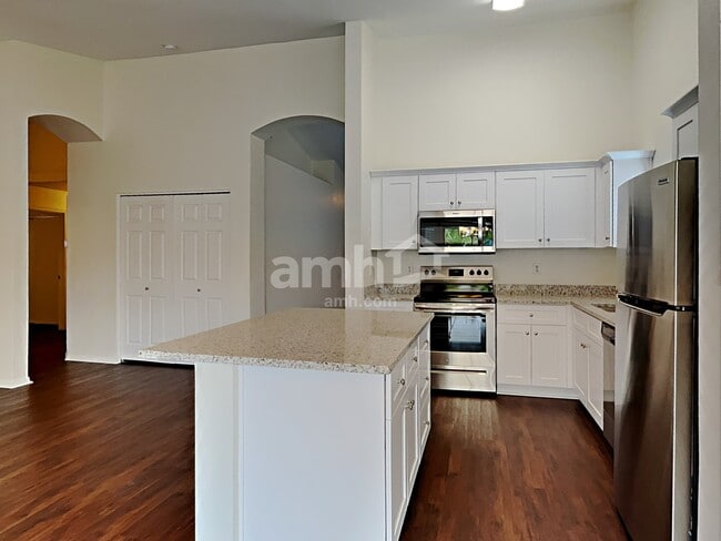 Photo - 11583 W Holly St