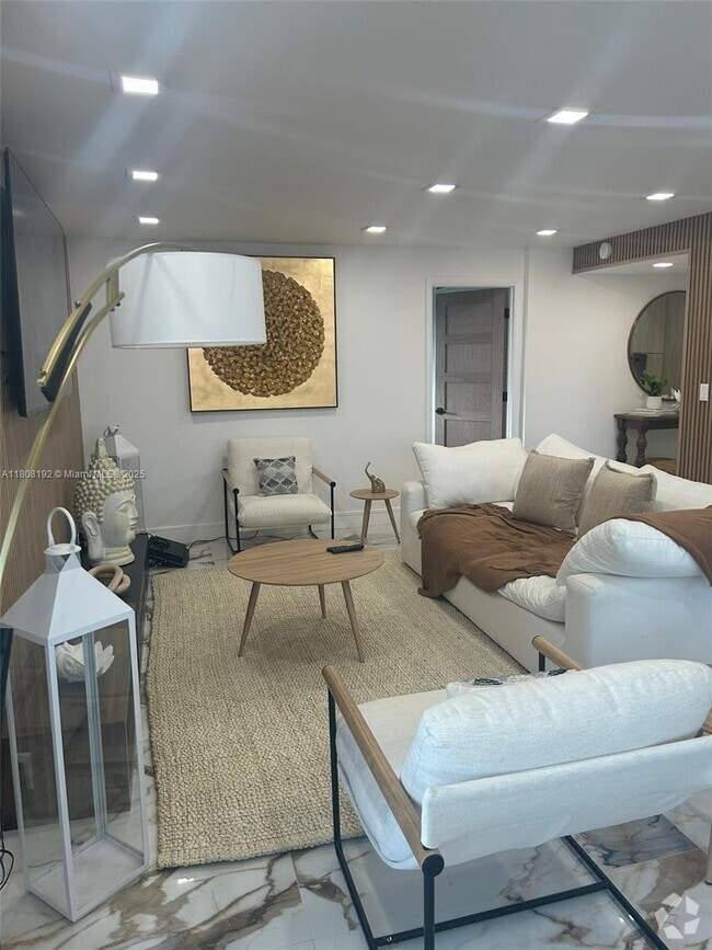 Building Photo - 5480 N Ocean Dr Unit B1B Rental