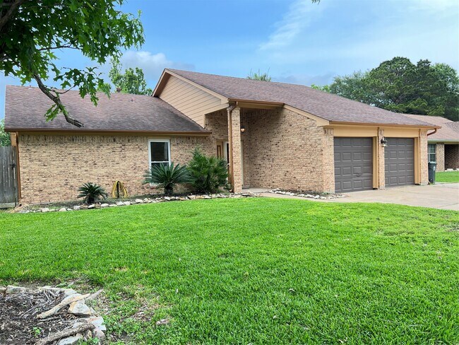 Photo - 2417 Colleen Dr