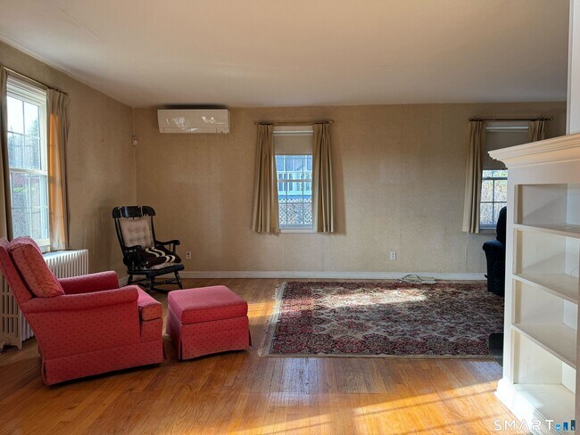 Photo - 15 Townline Rd