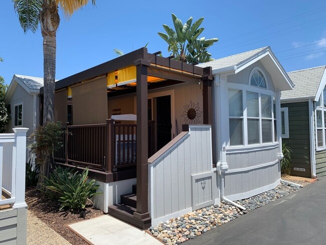 Charming Bungalow by the Beach in Leucadia! - Charming Bungalow by the Beach in Leucadia! Casa